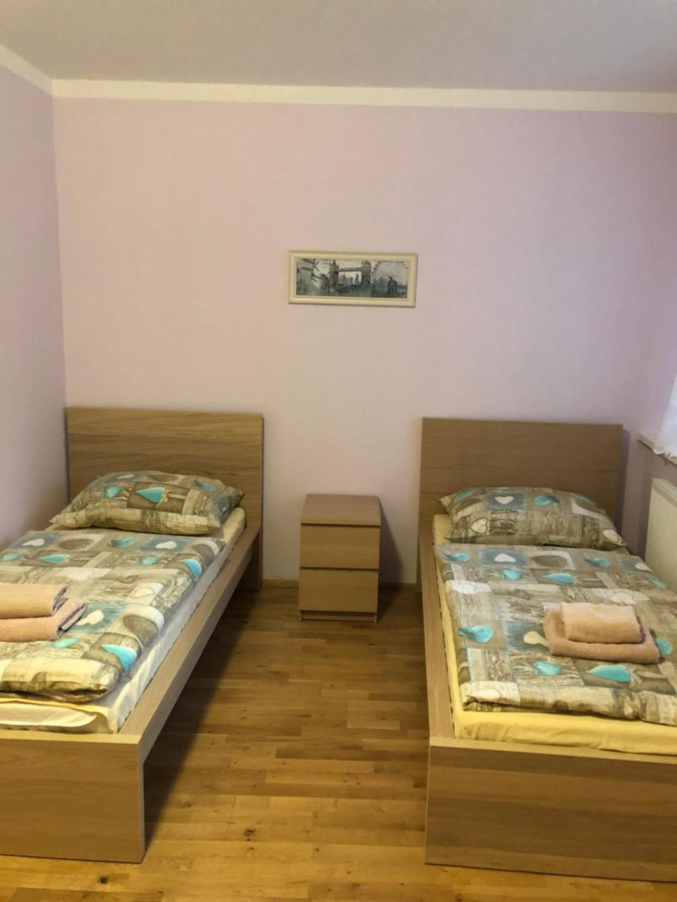 Art Star Hotel Hostivice Dış mekan fotoğraf